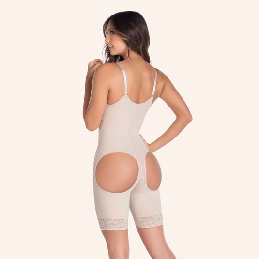 Short Girdle With Holes